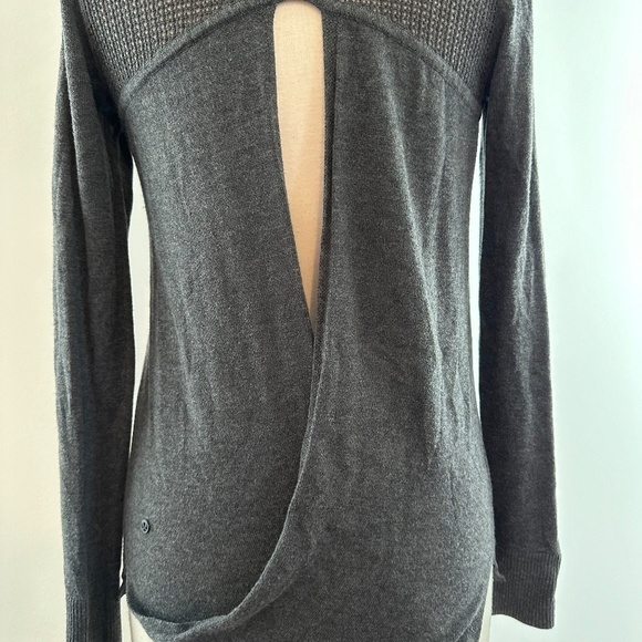 Lululemon Back To Balance Sweater Graphite Gray Size 4? Long Sleeves Soft - Picture 8 of 12